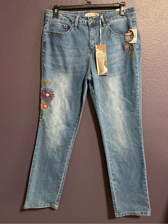 Royalty For Me Denim - Royalty For Me Floral Embroidered Mid Rise Straight-Leg Jeans NWT